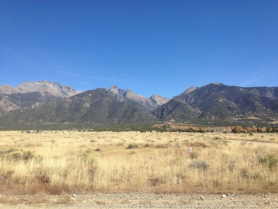 2nd image of 154 Cottonwood Creek Rd