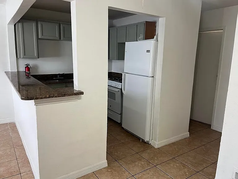 11218 Baywood St #2 — Photo 2