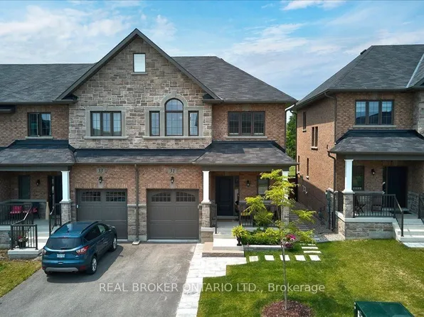 31 Gord Matthews Way, Uxbridge, ON L9P 0E9