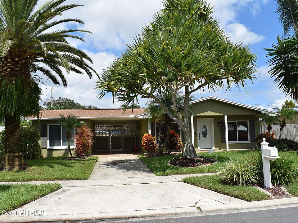 1st image of 2416 Lakeview Dr