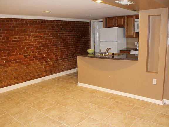 Living & Kitchen