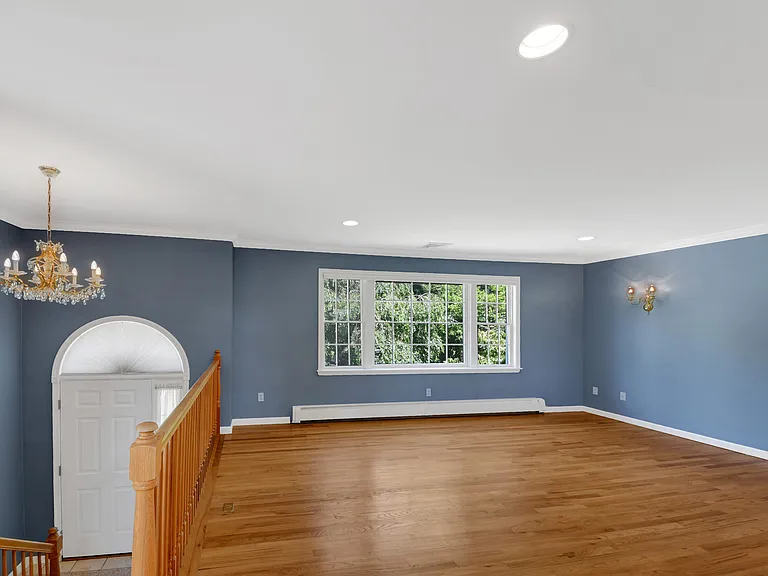 197 Marietta Ave — Photo 1