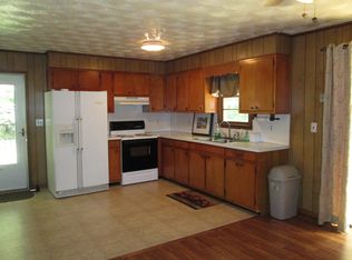 908 Lovelace Rd, Pelham, NC 27311