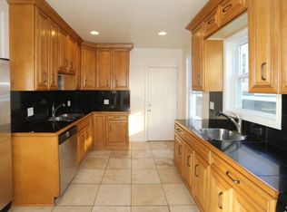 2458 N Clybourn Ave #L05M, Chicago, IL 60614