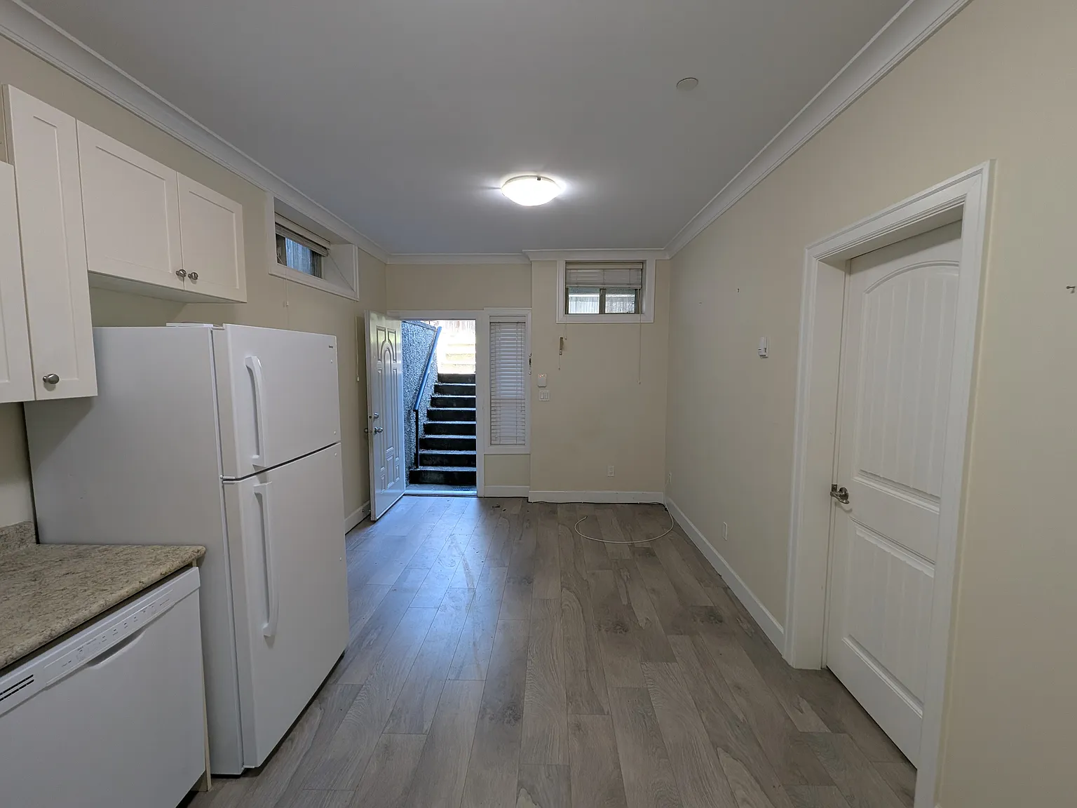 2 bed, 700 sqft, $1,700 — Photo 4