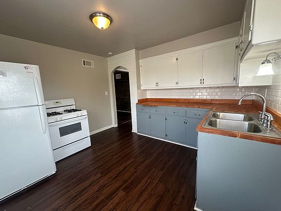 2nd image of 2724-24A N 60th St #2724A