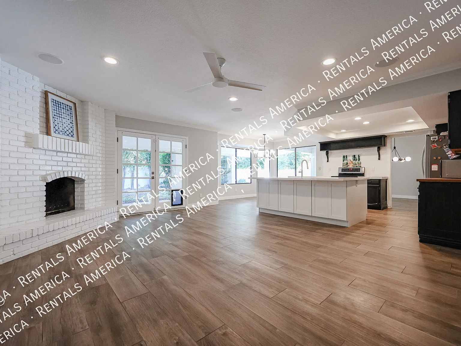 Beautiful 4 Br With Pool In Tempe — Photo 4