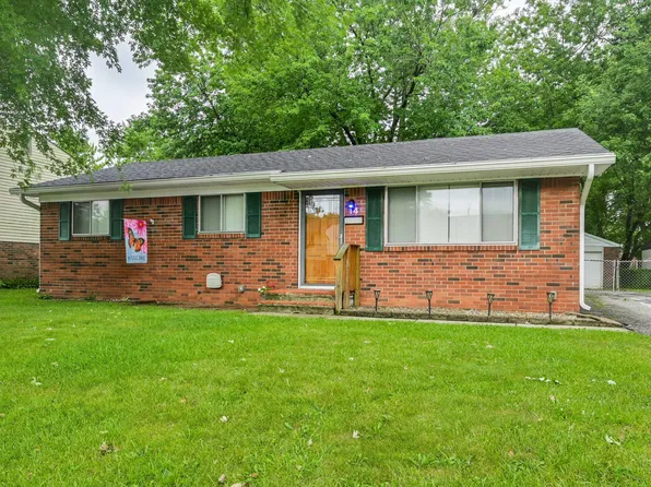 14 Angela Ct, Beech Grove, IN 46107
