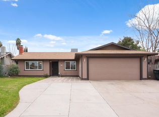 237 E Modoc Avenue, Visalia, CA 93291