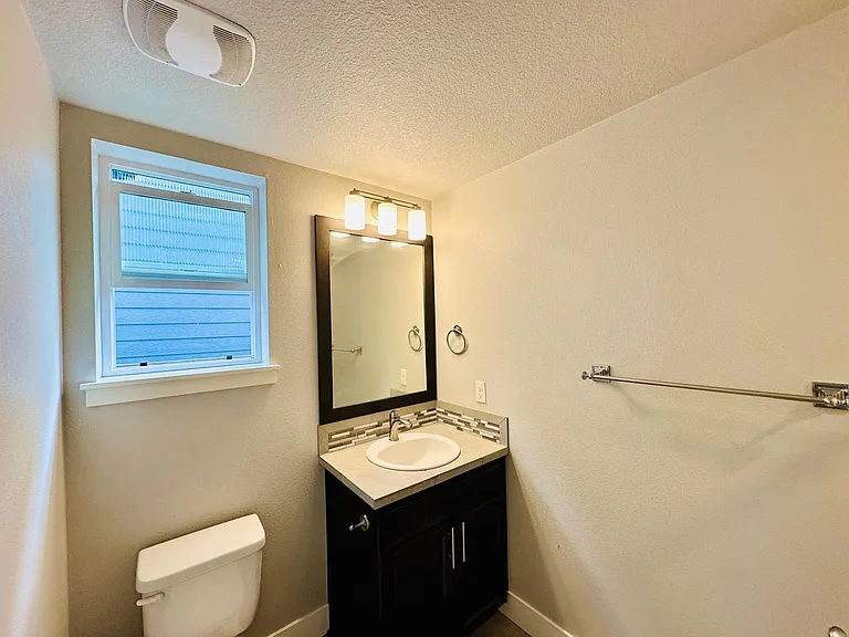 1328 SE 72nd Ave — Photo 20