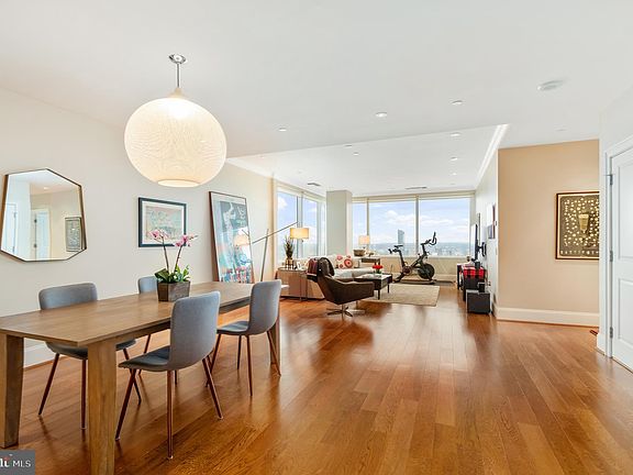 2nd image of 50 S 16th St Unit 4202
