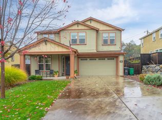 21743 Cascade Crossing Rd, Grass Valley, CA 95949