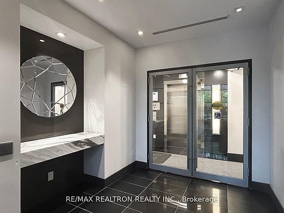 5th image of 399 Spring Garden Ave #301