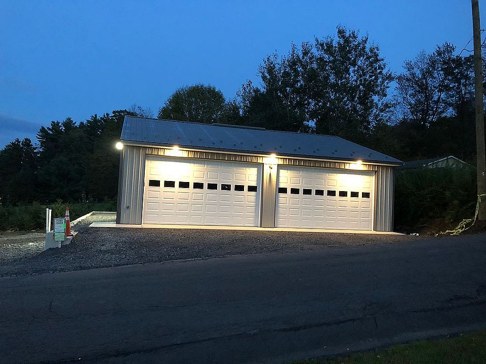 2nd image of 3101 Lakeside