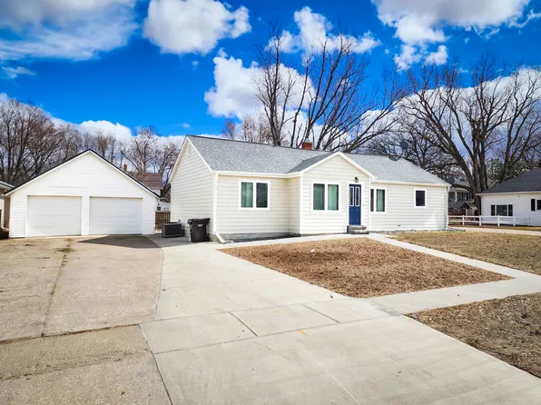 411 S Center St, Tilden, NE 68781
