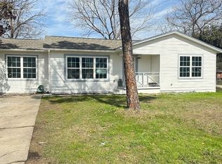 307 E 7th St, Kaufman, TX 75142