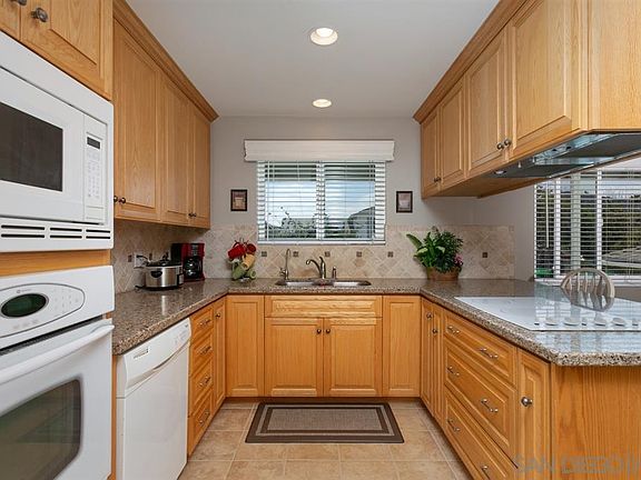 5th image of 6935 Maury Dr