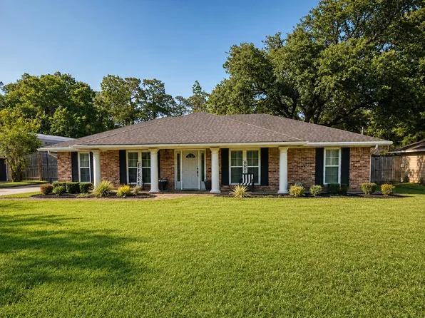 1360 Candlestick Cir, Beaumont, TX 77706