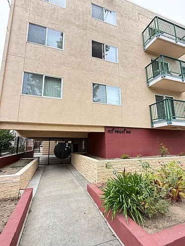 1927 Dwight Way Photo 1