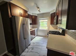 1227 S Holt Ave, Los Angeles, CA 90035