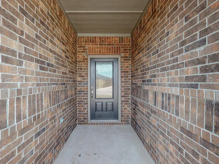 2113 Emma Ct — Photo 31