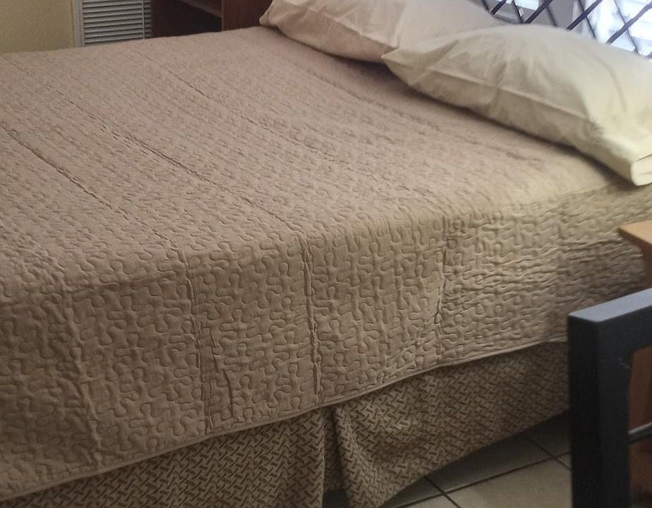 Queen size bed