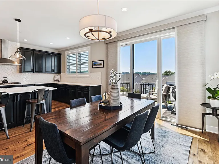 3062 Forum Pl — Photo 12
