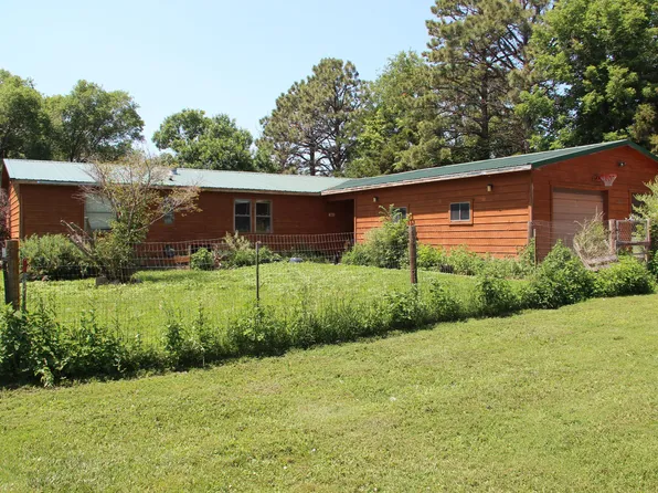 370 Roosevelt Ave, Mission, SD 57555