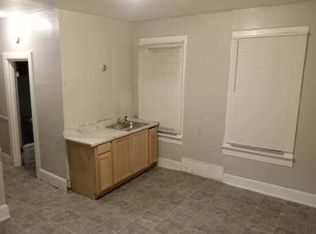 2439 N 6th St, Milwaukee, WI 53212