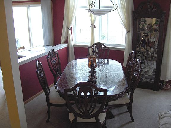 4th image of 3105 W Gloria Ln
