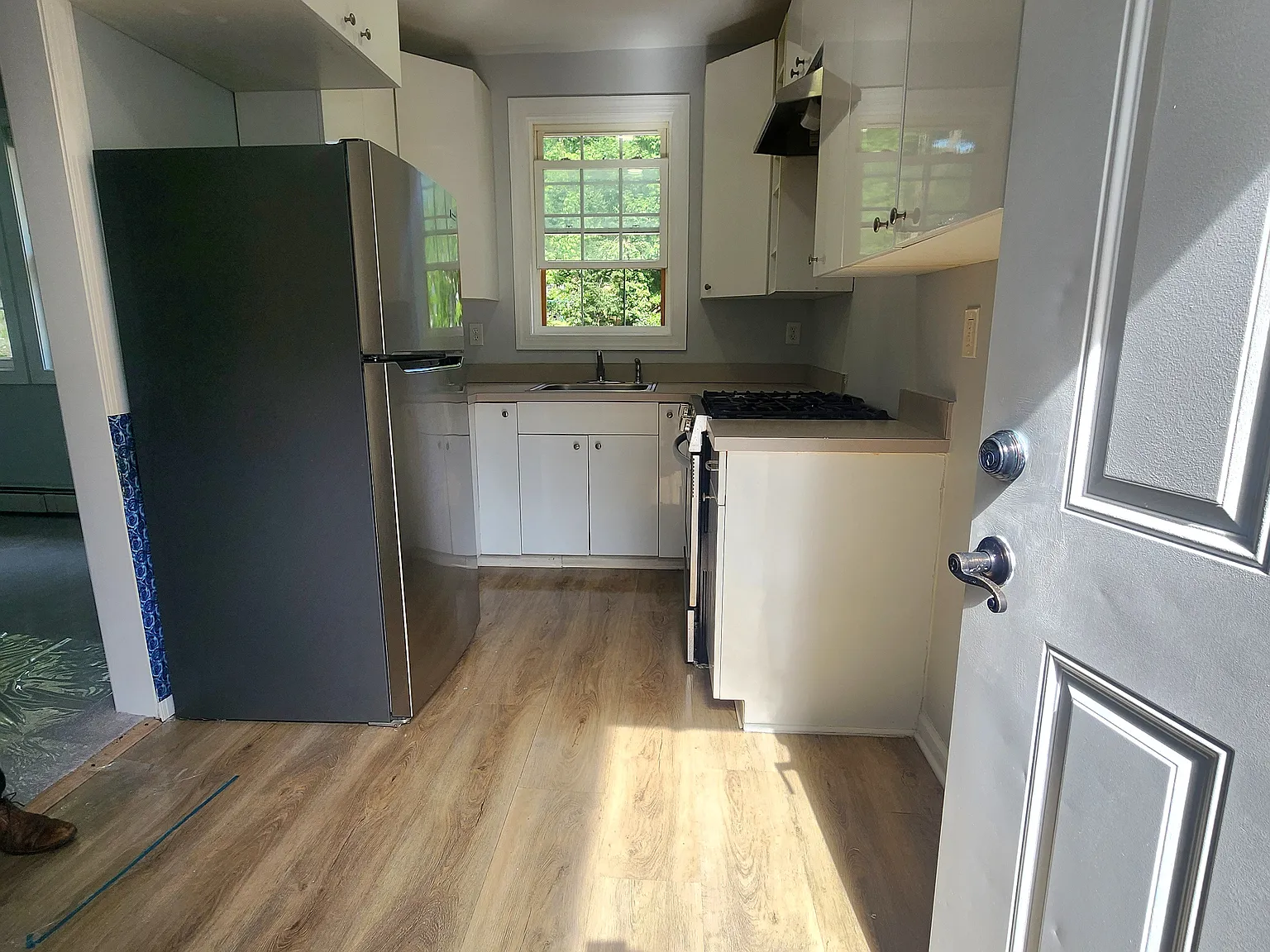 1 bed, $2,300 — Photo 4