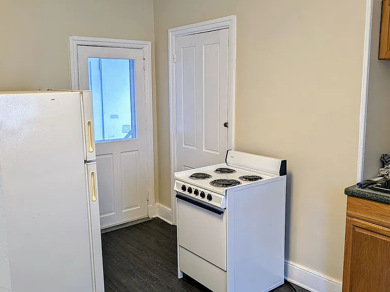 211 N Bedford St #3 — Photo 7
