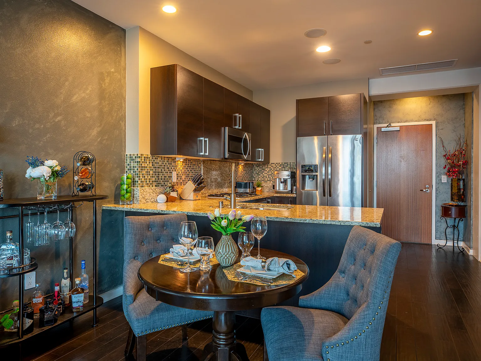 1 bed, 900 sqft, $3,350 — Photo 4