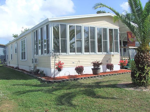 3rd image of 398 Morristown Cay