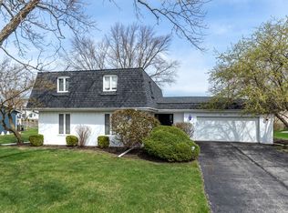 2021 Alschuler Dr, Aurora, IL 60506