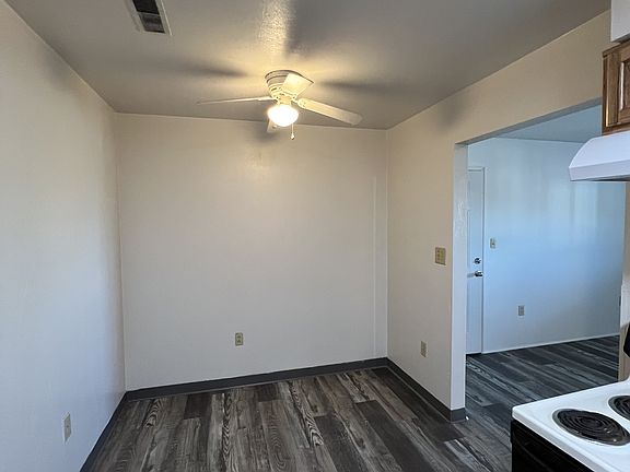 3rd image of 851-855 E Washington Ave #17759833