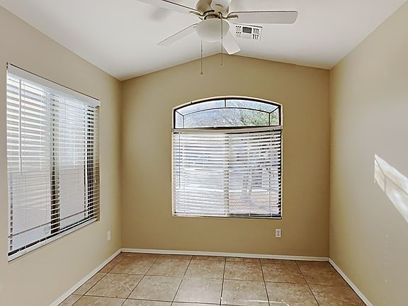 4th image of 3410 W Sunland Ave