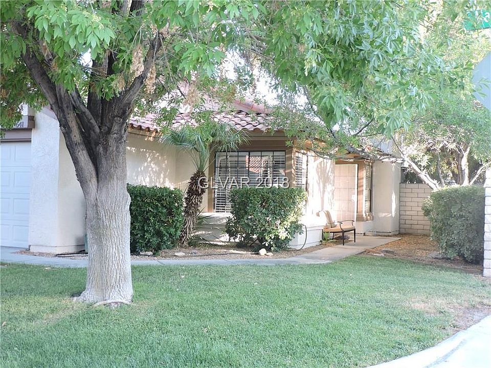 1st image of 641 Macbrey Dr