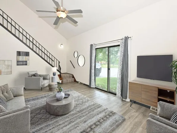 4085 W College AVENUE #4085, Milwaukee, WI 53221