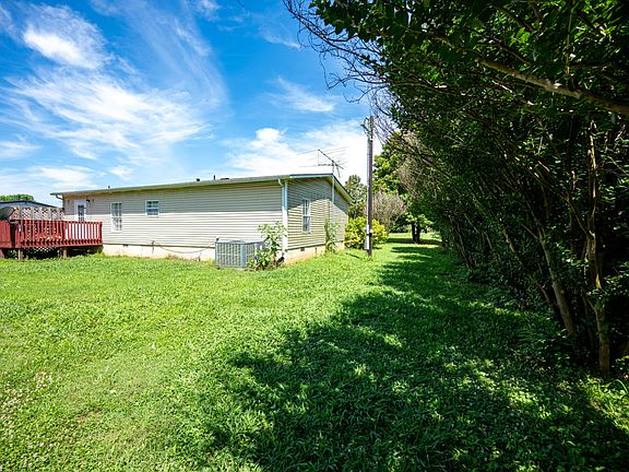 4th image of 101 Viking Ln