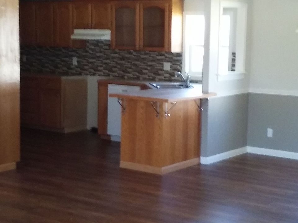 2nd image of 1531 Granite Dr