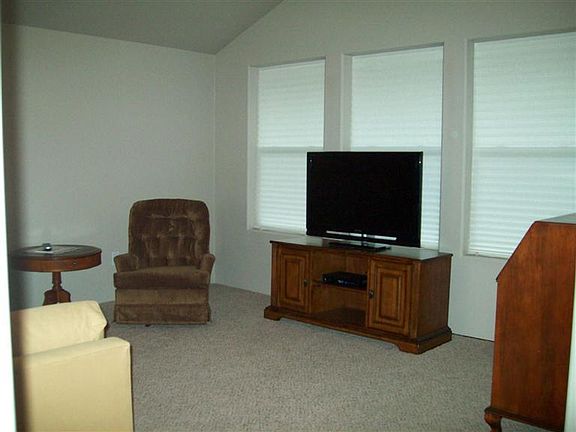 5th image of 750 Tivoli Dr