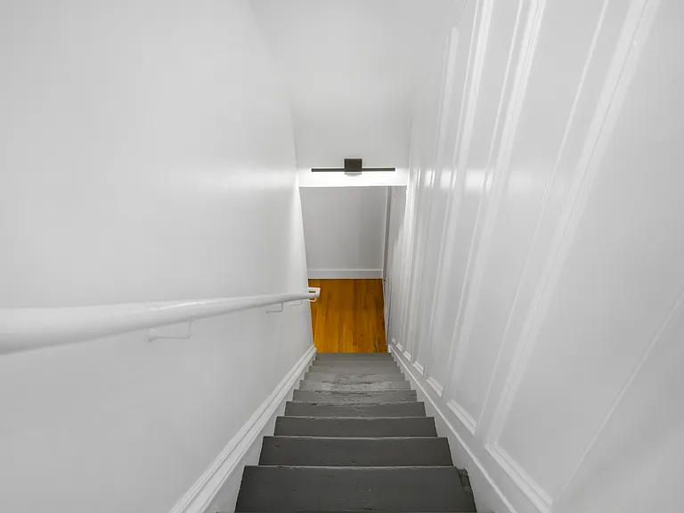 452 Oak St #4 — Photo 19