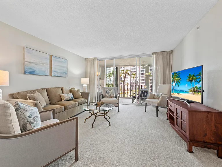 3300 S Ocean Blvd #318C — Photo 10