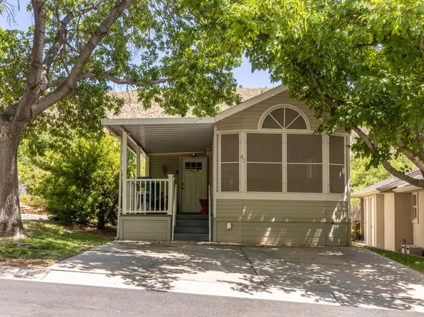 45 Cottonwood Ln, Hurricane, UT 84737