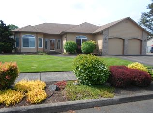 1526 Meadowlark Dr, Stayton, OR
