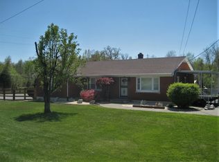 3391 S Wilson Rd, Radcliff, KY 40160