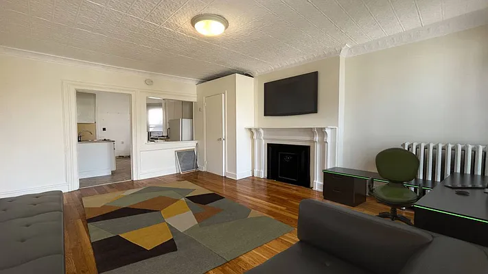 Rented by Highline Residential | media 26