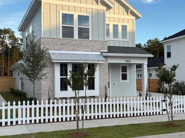 303 Gazelle Ct, Niceville, FL 32578