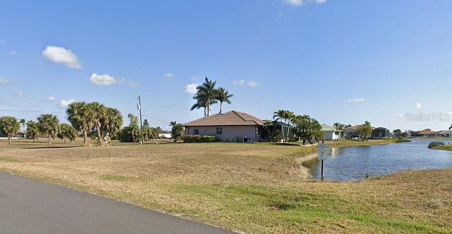 1st image of 17247 Carroway Ln #1